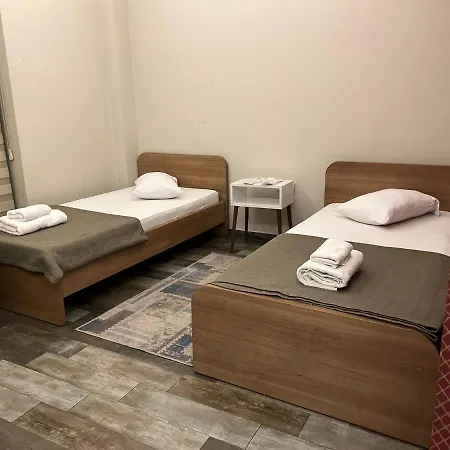 Hotel Sist 34 *